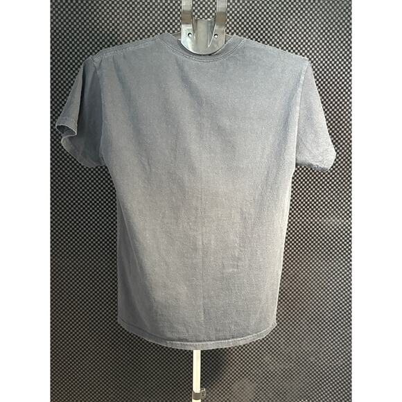 Looney Tunes Daffy Duck Graphic T-shirt with beautiful distressing Size Medium - Picture 3 of 4